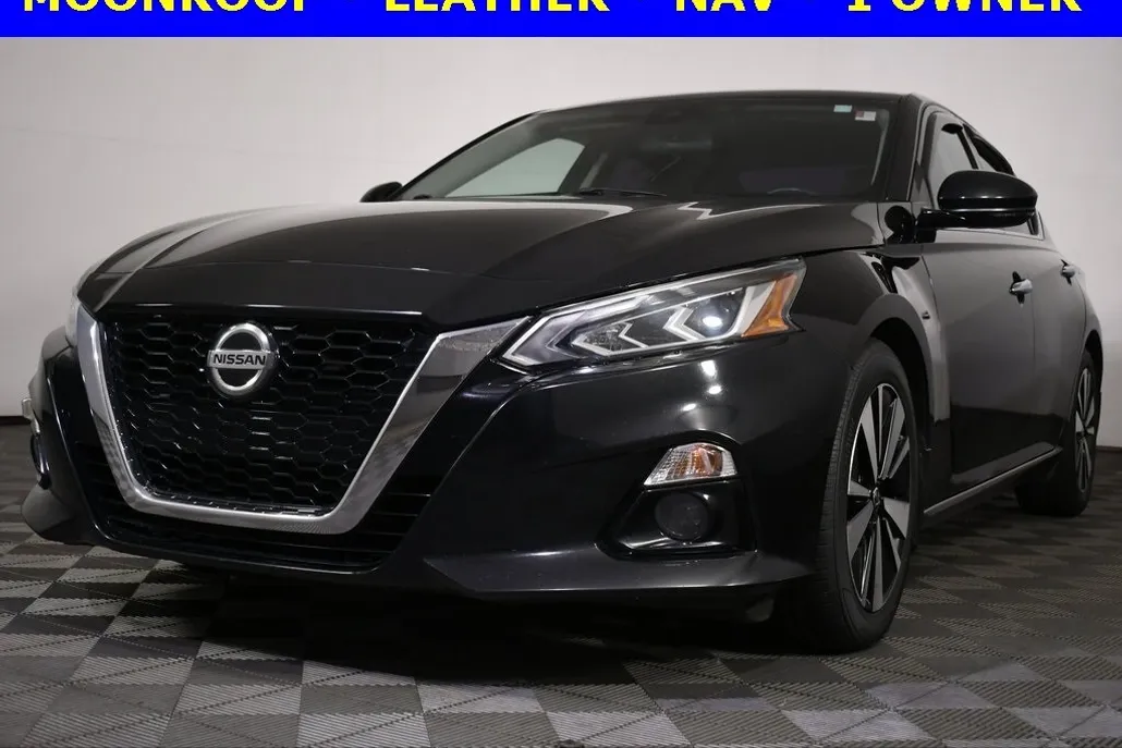 2021 Nissan Altima 2.5 SL photo 1