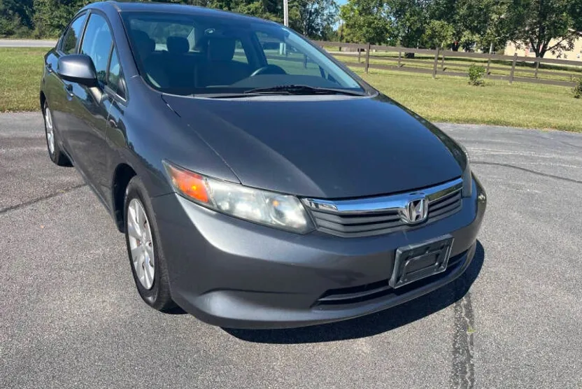 2012 Honda Civic LX photo 1