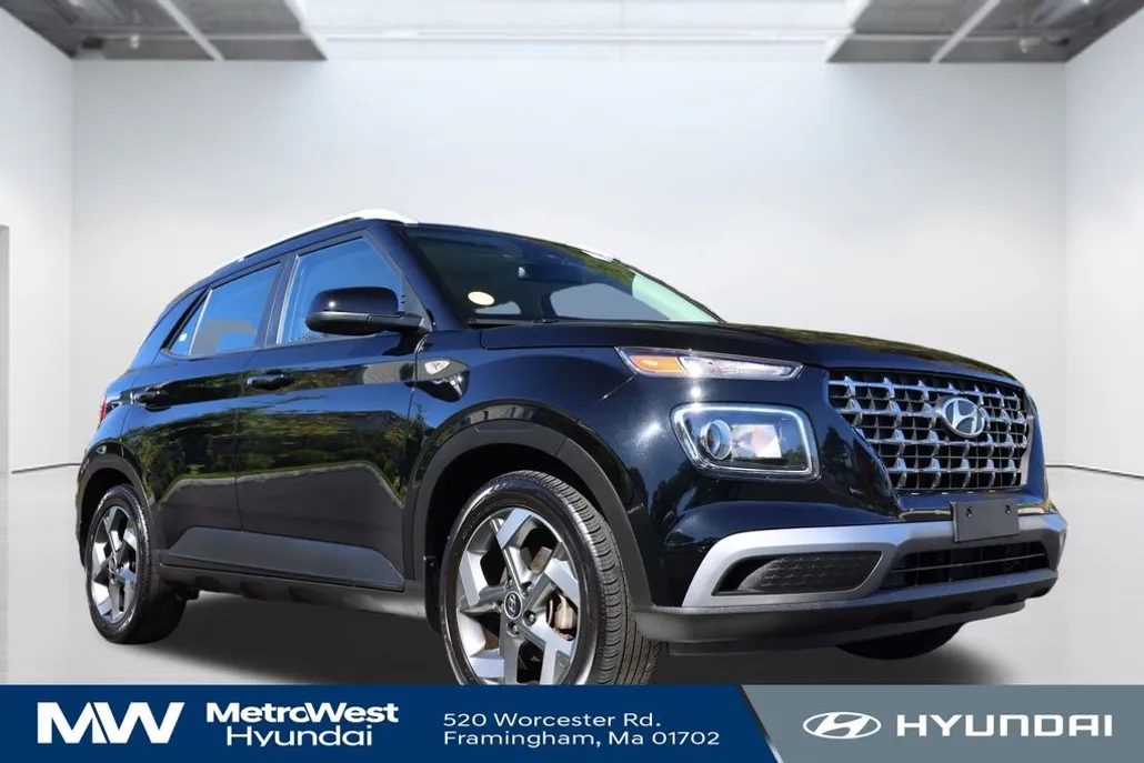 2023 Hyundai Venue SEL photo 1