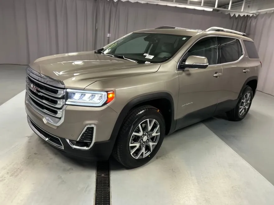 2023 Gmc Acadia SLT photo 1