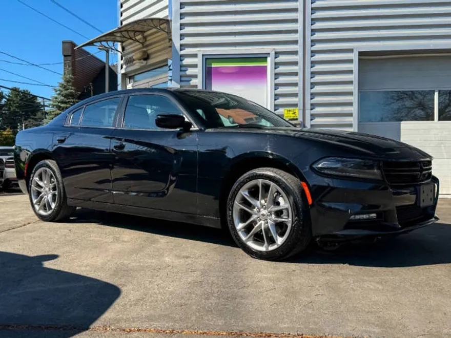 2022 Dodge Charger SXT photo 1