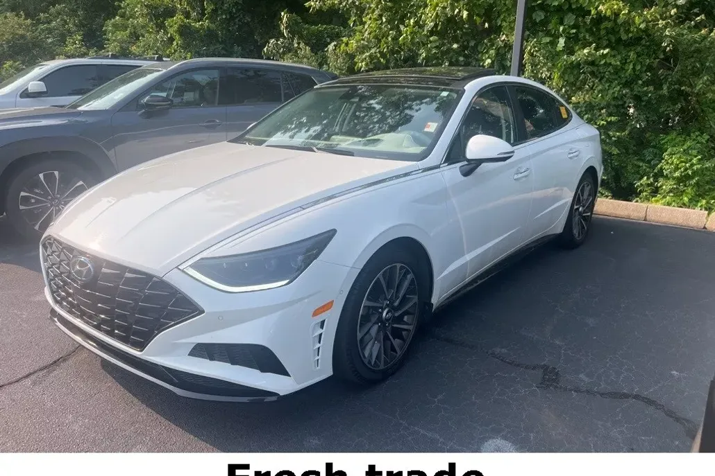 2020 Hyundai Sonata Limited photo 1