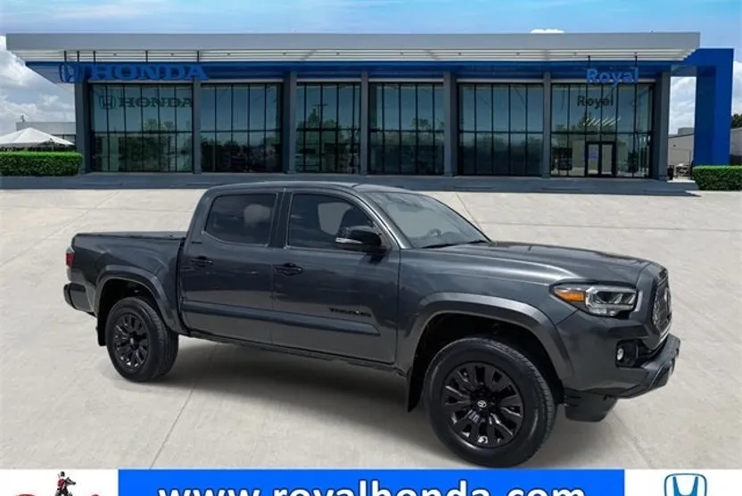 2022 Toyota Tacoma Limited V6 photo 1