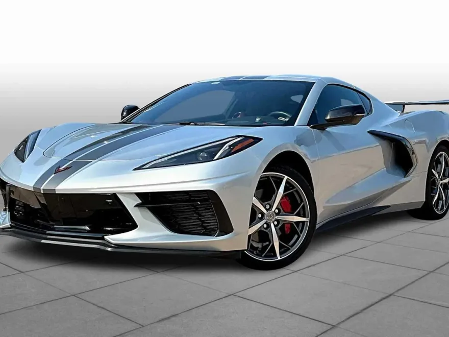 2022 Chevrolet Corvette 2LT photo 1