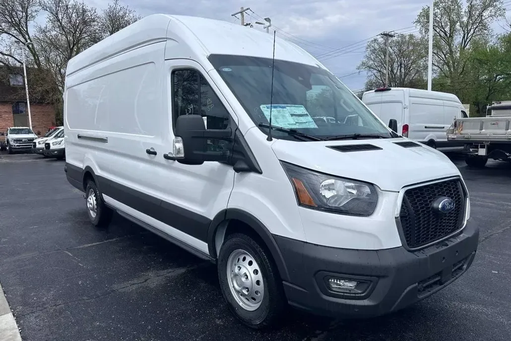 2025 Ford Transit photo 1
