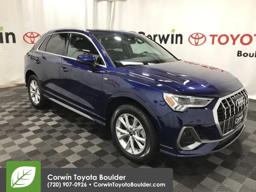 2024 Audi Q3 S line Premium photo 1