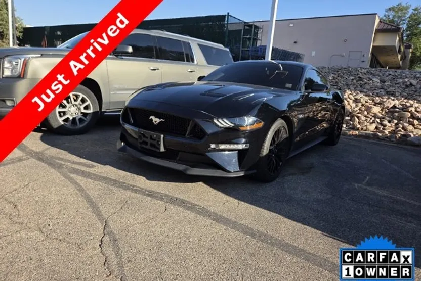 2020 Ford Mustang GT Premium photo 1