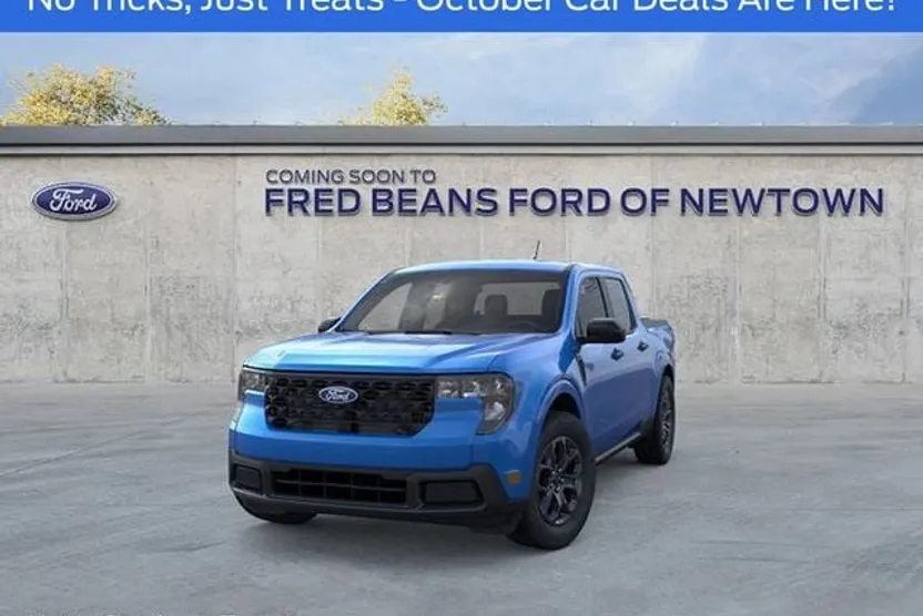 2025 Ford Maverick XLT photo 1