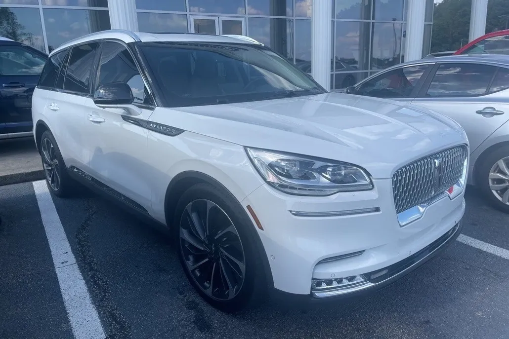 2020 Lincoln Aviator Reserve photo 1