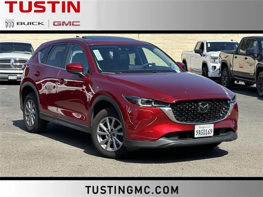 2022 Mazda CX-5 Preferred photo 1