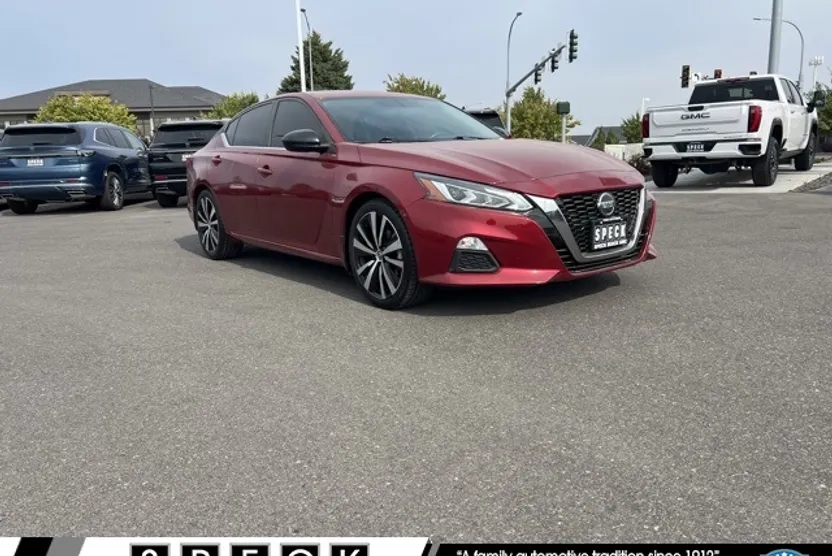 2019 Nissan Altima 2.5 SR photo 1