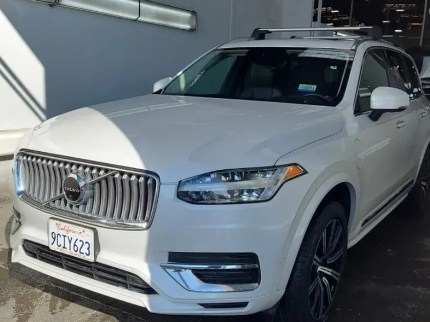 2022 Volvo XC90 Recharge T8 Inscription photo 1
