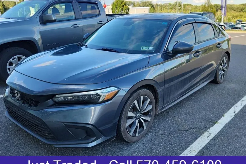 2022 Honda Civic EX-L Hatchback photo 1
