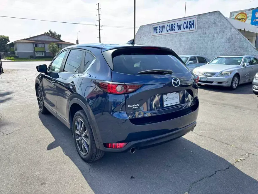2018 Mazda CX-5 Touring photo 1