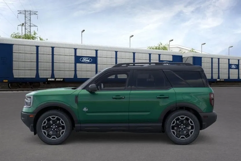2025 Ford Bronco Sport Outer Banks photo 1