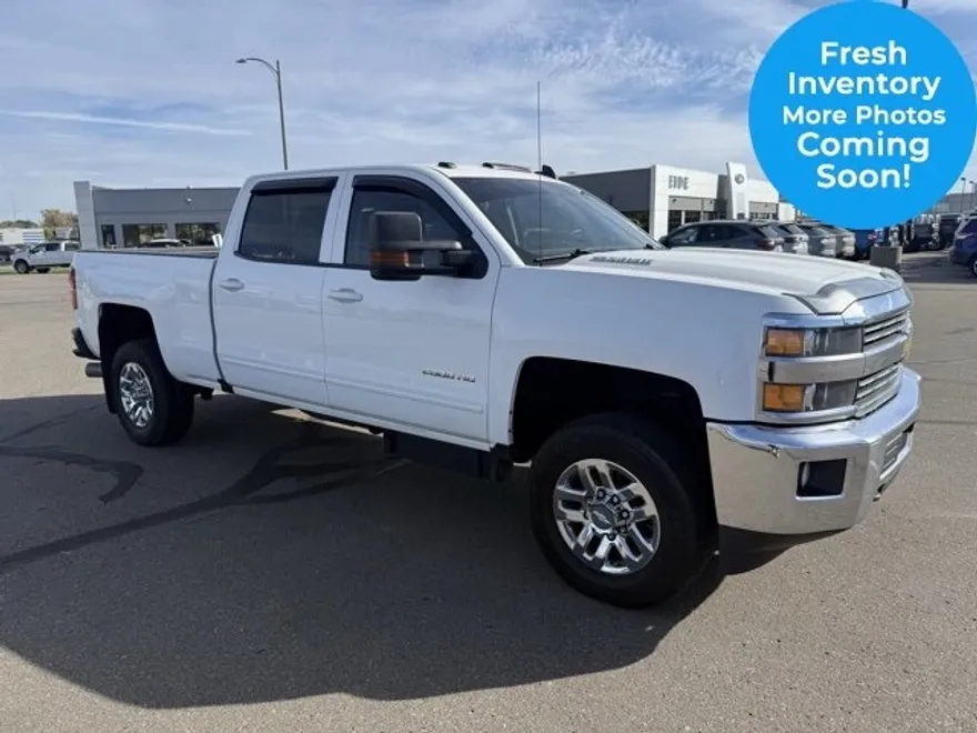 2016 Chevrolet Silverado 2500HD LT photo 1