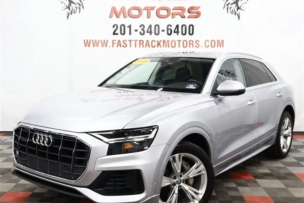 2019 Audi Q8 Premium Plus photo 1