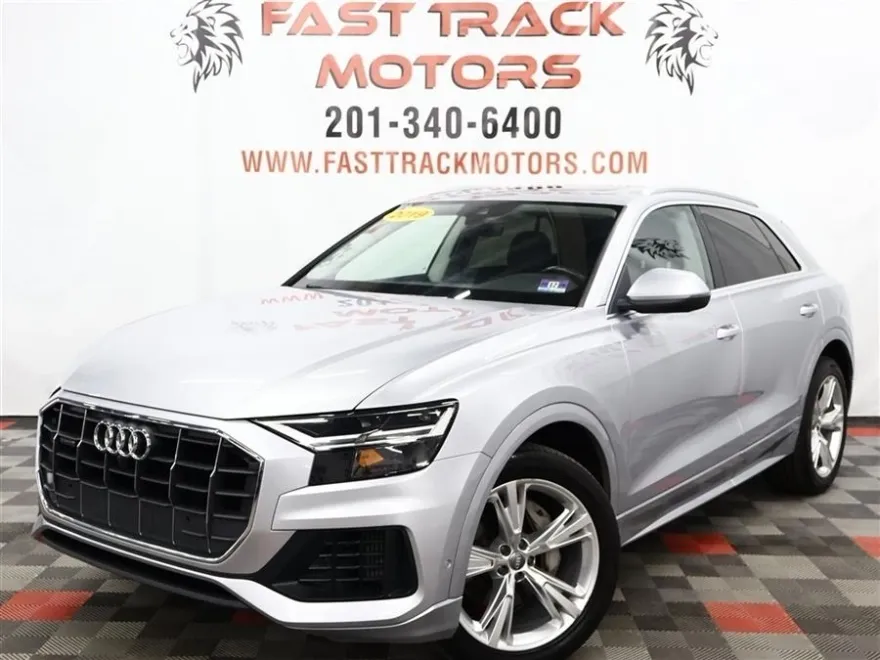 2019 Audi Q8 Premium Plus photo 1