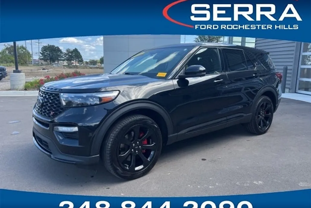 2022 Ford Explorer ST photo 1