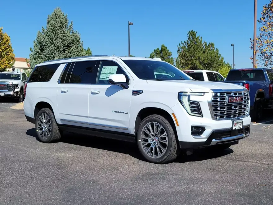 2026 Gmc Yukon XL Denali photo 1