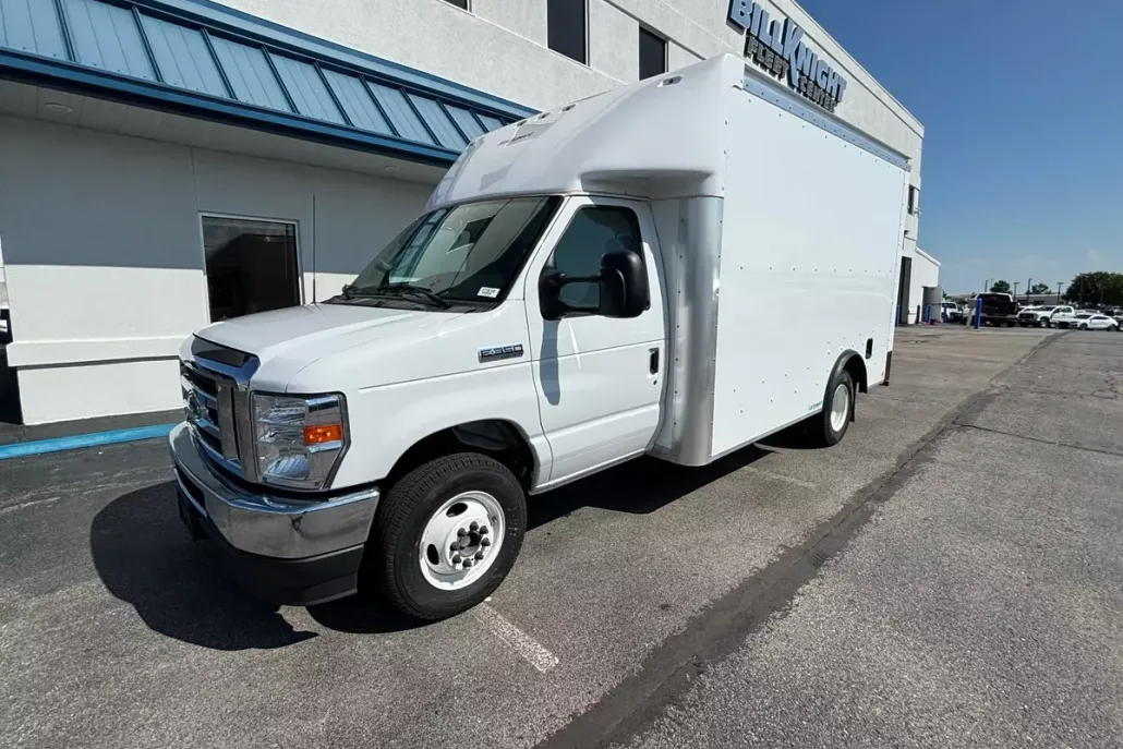 2025 Ford E-350 Base photo 1