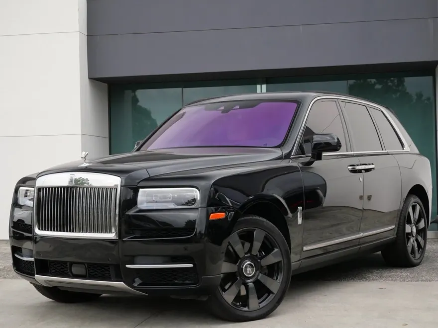 2020 Rolls Royce Cullinan photo 1