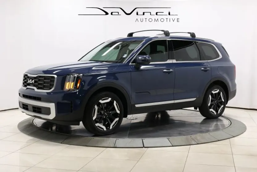 2025 Kia Telluride S photo 1