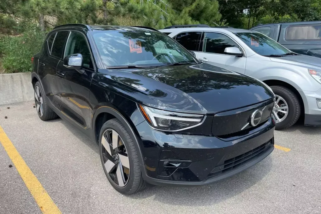 2024 Volvo XC40 Recharge Ultimate photo 1