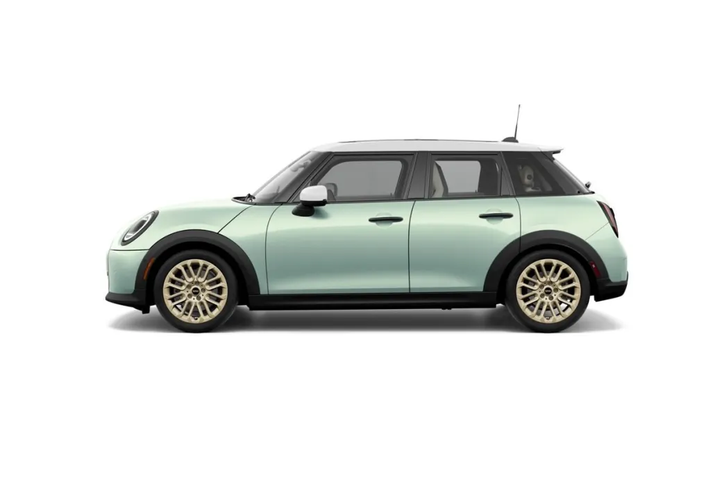 2026 Mini Cooper Hardtop S photo 1