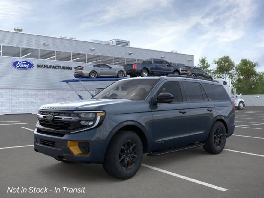 2025 Ford Expedition photo 1