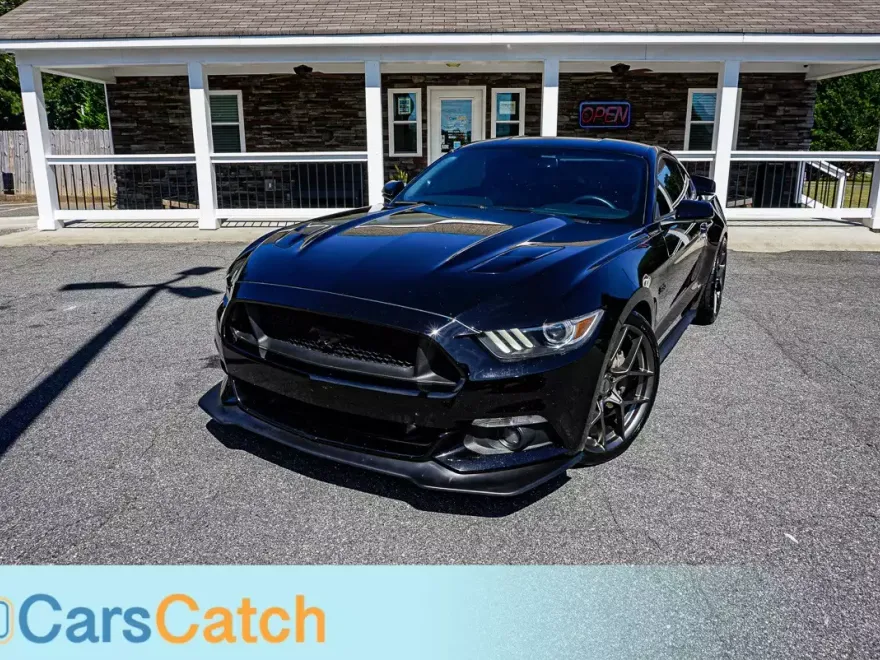 2015 Ford Mustang GT photo 1