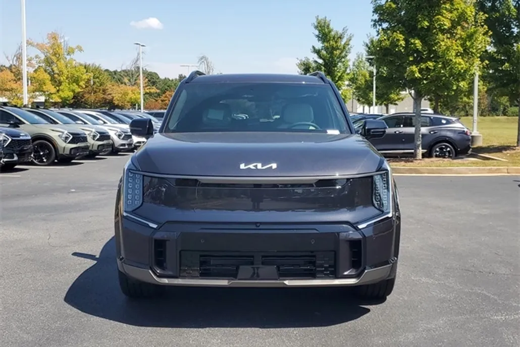 2026 Kia EV9 GT-Line photo 1