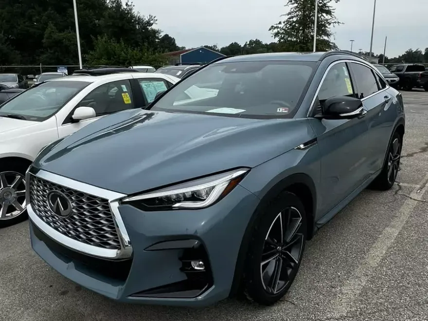 2023 Infiniti QX55 Essential photo 1