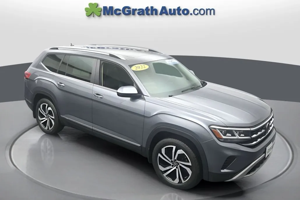 2022 Volkswagen Atlas SEL photo 1