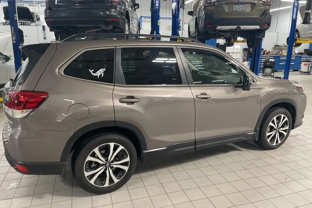 2024 Subaru Forester Limited photo 1