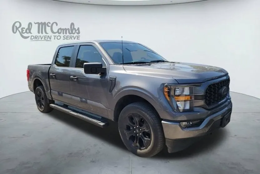 2023 Ford F-150 XL photo 1