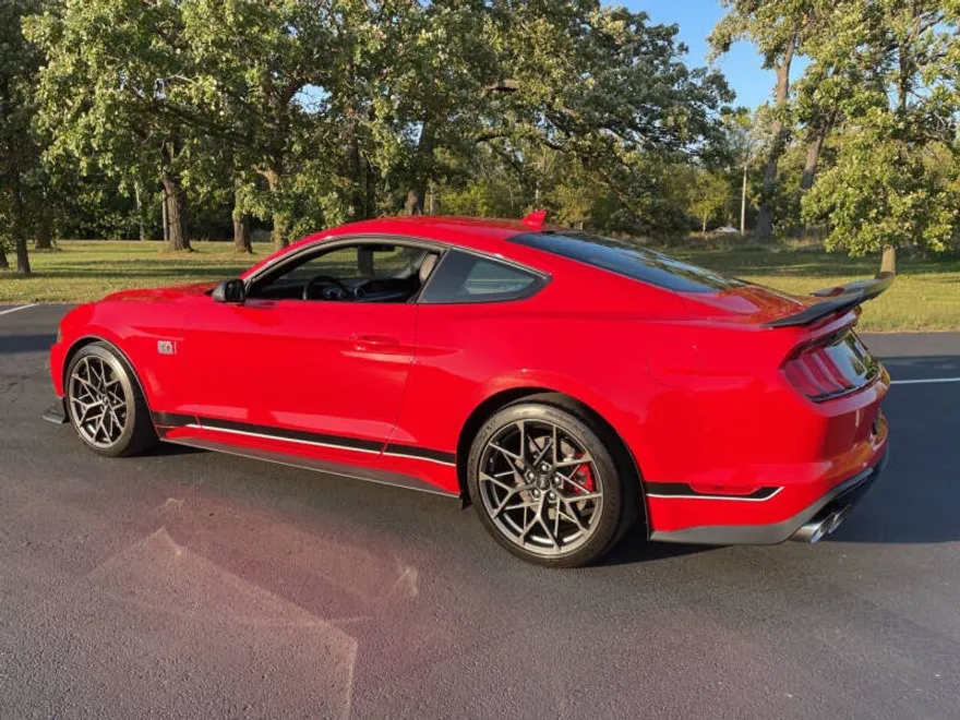 2022 Ford Mustang Mach 1 photo 1
