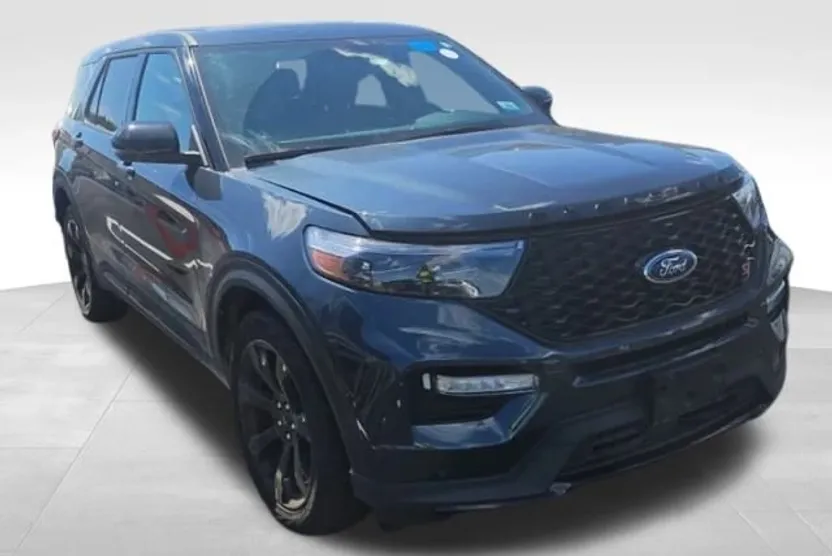 2022 Ford Explorer ST photo 1