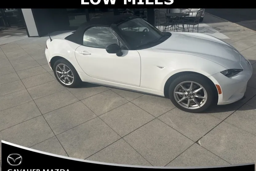 2017 Mazda MX-5 Miata Miata Sport photo 1