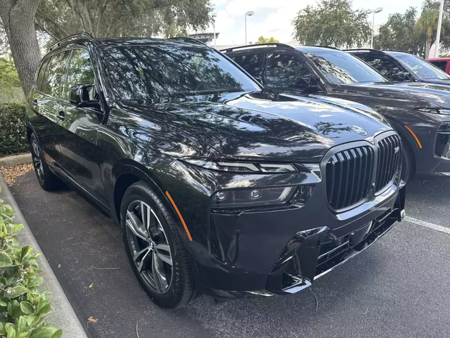 2026 Bmw X7 M60i photo 1