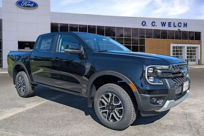 2025 Ford Ranger Lariat photo 1