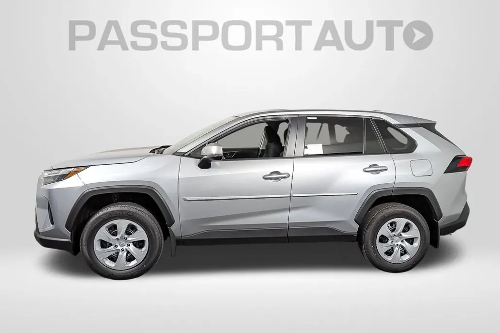 2025 Toyota RAV4 LE photo 1