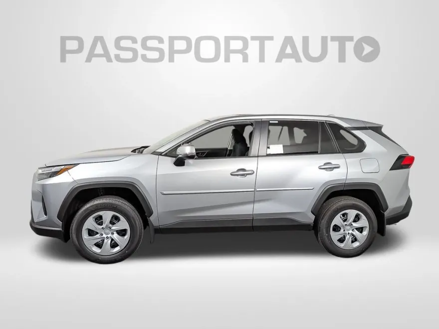 2025 Toyota RAV4 LE photo 1