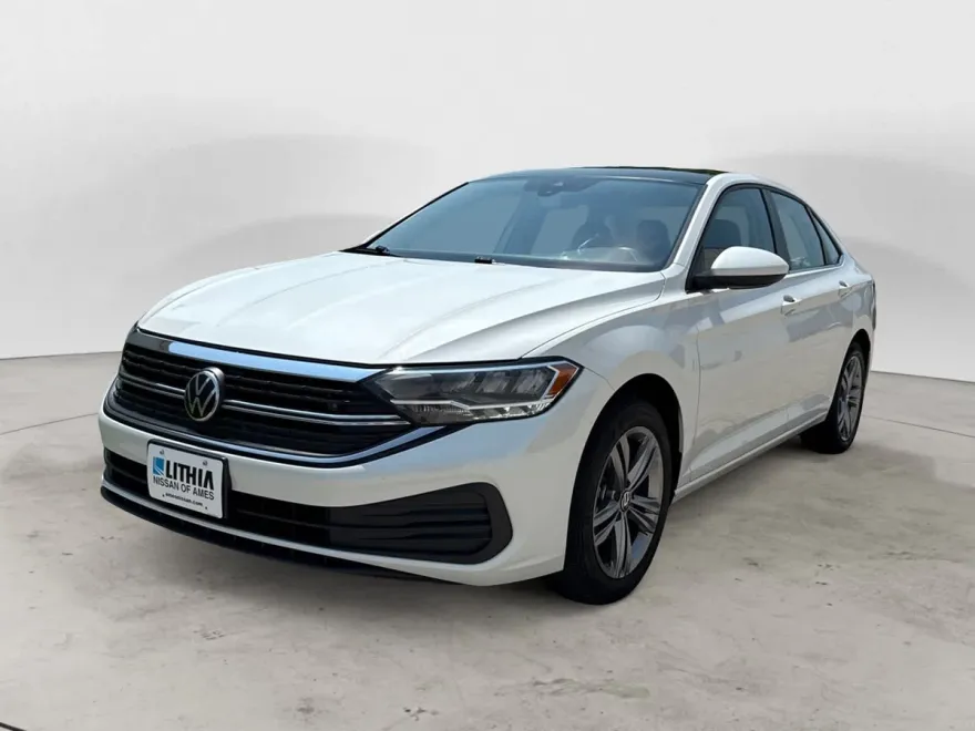 2023 Volkswagen Jetta SE photo 1