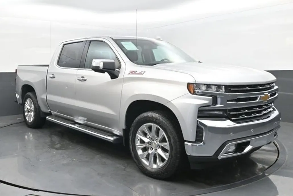 2021 Chevrolet Silverado 1500 LTZ photo 1