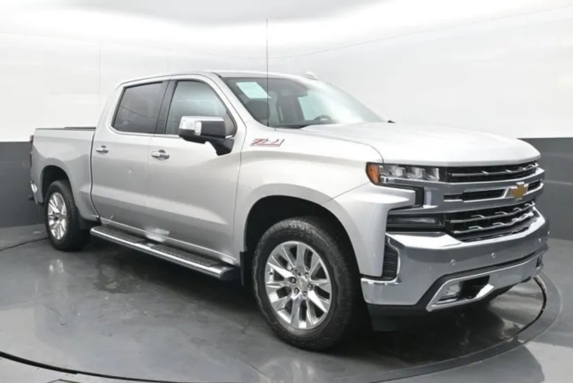 2021 Chevrolet Silverado 1500 LTZ photo 1