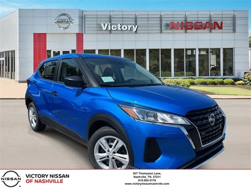 2025 Nissan Kicks Play S photo 1