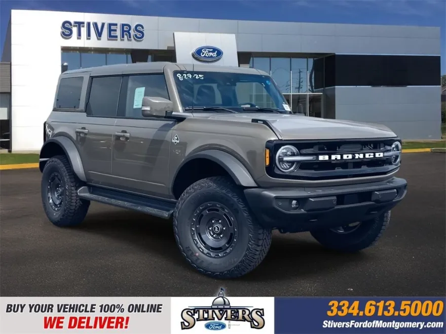 2025 Ford Bronco Outer Banks photo 1