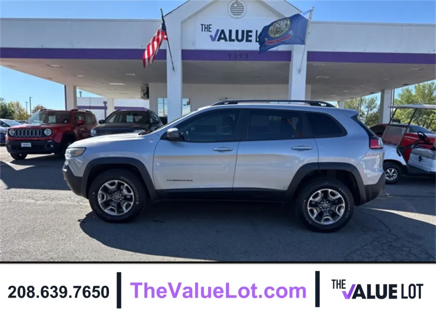 2019 Jeep Cherokee Trailhawk photo 1