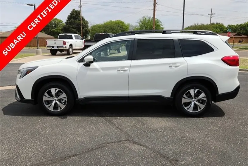 2024 Subaru Ascent Premium photo 1